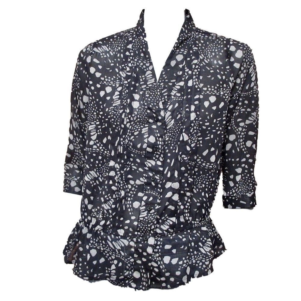 GAP Black and White Button Down Shirt